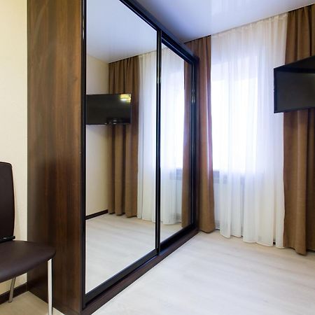 חארקיב Luxury One Bedrooms 23 August מראה חיצוני תמונה