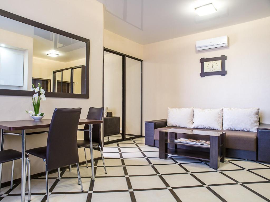 חארקיב Luxury One Bedrooms 23 August מראה חיצוני תמונה